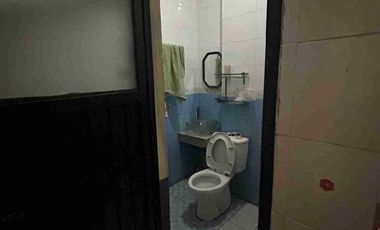 Rumah 2 Lantai + Tanah belakang bentuk L