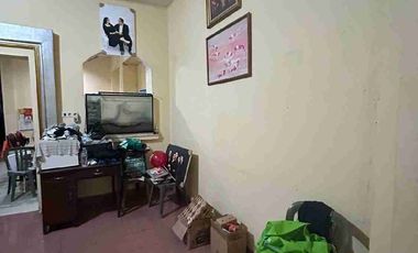 Rumah 2 Lantai + Tanah belakang bentuk L