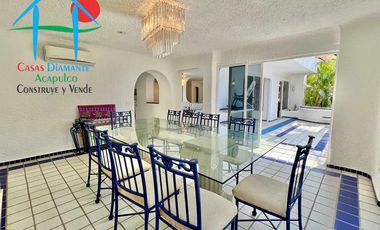 ¡Residencia de lujo con alberca y jacuzzi privados en Marina Brisas!