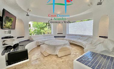 ¡Residencia de lujo con alberca y jacuzzi privados en Marina Brisas!