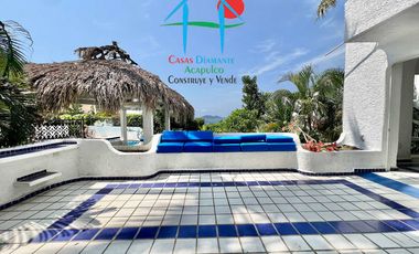 ¡Residencia de lujo con alberca y jacuzzi privados en Marina Brisas!