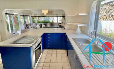 ¡Residencia de lujo con alberca y jacuzzi privados en Marina Brisas!