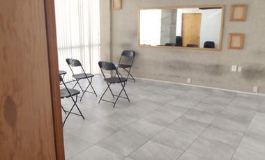 Muy elegante oficina corporativa en esquina muy amplia 4 privados y lobby, es todo el 2o piso