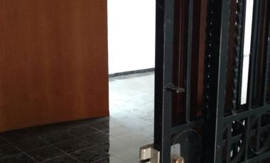 Muy elegante oficina corporativa en esquina muy amplia 4 privados y lobby, es todo el 2o piso