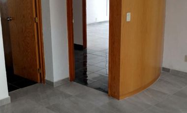 Muy elegante oficina corporativa en esquina muy amplia 4 privados y lobby, es todo el 2o piso