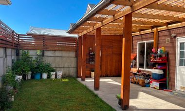 SE VENDE CASA EN MIRADOR DE PUERTO VARAS SECTOR QUILEN