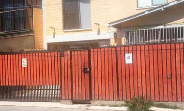 CASA EN SAN BERNARDO SECTOR BARROS ARANA Y MATEO TORO Y ZAMBRANO