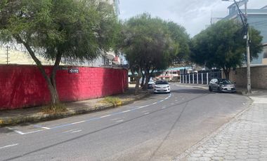 Venta terreno esquinero sector La Carolina