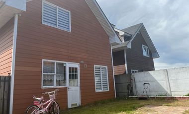 SE VENDE CASA EN MIRADOR DE PUERTO VARAS