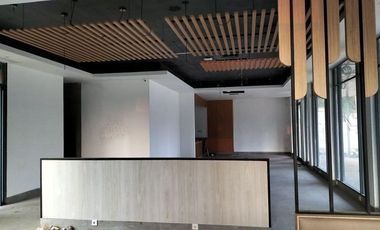 Disewakan Untuk Resto, Retail, Kantor , Luas 316m2 di TB Simatupang
