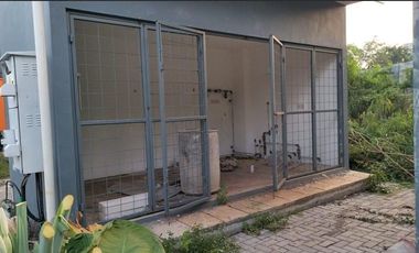 Disewakan Untuk Resto, Retail, Kantor , Luas 316m2 di TB Simatupang