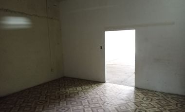 Bodega de alquiler en la Ave Juan Tanca Marengo, 120 m2, Conjunto de Bodega