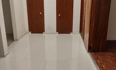 Amplio local comercial con cocina: restaurante, u oficina con area alimentos