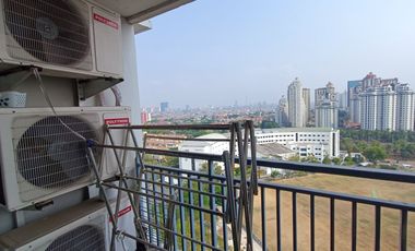 JUAL RENDAH - Apartemen 3BR dengan Balkon – Springhill Terrace, Oakwood Tower