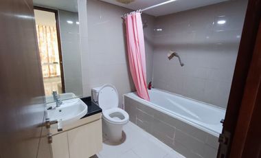 JUAL RENDAH - Apartemen 3BR dengan Balkon – Springhill Terrace, Oakwood Tower