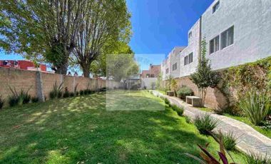 VENTA DE CASAS FRACC LAS LUNAS 3 CUAUTLANCINGO SALÓN DE USOS MÚLTIPLES  ÁREAS VERDES JUEGOS INFANTILES ROOF GARDEN CON PÉRGOLA  CERCA DE PUERTA 3 de VW