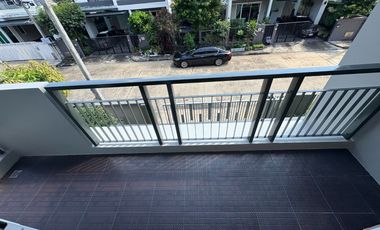 Prime Location on Kanchanaphisek Ring Road — Only 5 Minutes to Fashion Island! For Sale: Sena Park Grand Ramindra (62 sq.wah | Green Smart Design |