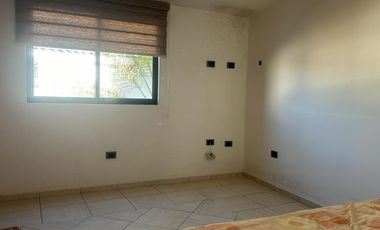 Amplia Casa en Santa Cruz Buenavista zona Zavaleta