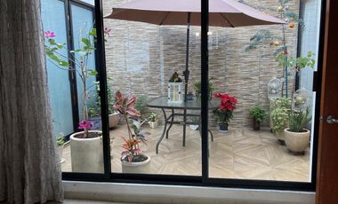 Amplia Casa en Santa Cruz Buenavista zona Zavaleta