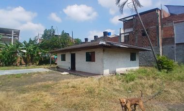 LOTE INDUSTRIAL CANDELARIA
