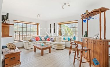 Casa Con Piscina, Quincho En Exclusivo Condominio De Limache