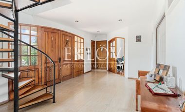 Casa Con Piscina, Quincho En Exclusivo Condominio De Limache