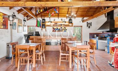 Casa Con Piscina, Quincho En Exclusivo Condominio De Limache