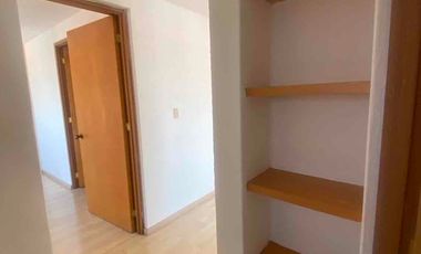 Con mantenimiento incluido octavo piso