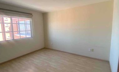 Con mantenimiento incluido octavo piso