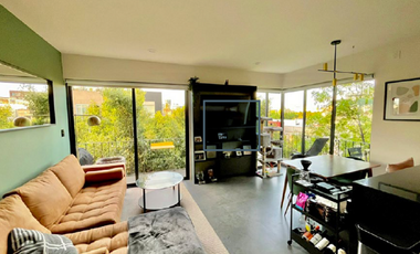 Pent-house en venta en Roma Sur, ideal para disfrutar de la tranquilidad y una hermosa vista arbolada.