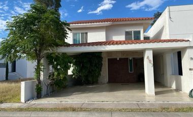 Estupenda casa en VENTA en 