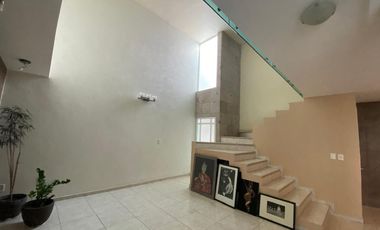 Estupenda casa en VENTA en 