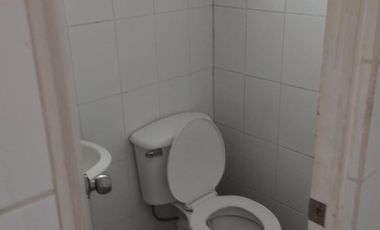 Casa de 2 Pisos 2 Dormitorios y 2 Baños – EN VENTA
