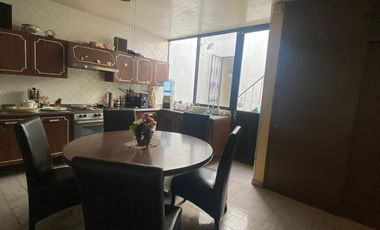 Gran Oportunidad excelente Casa en VENTA en Primo verdad zona centro con local comercial