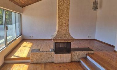 Casa en Renta, Ciudad Satelite, Circuito Novelistas, Naucalpan, Excelente Estados