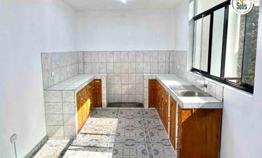 Casa de 3 Pisos en Venta