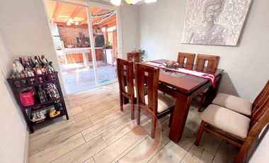 Casa venta 4 dormitorios, en condominio, Santa Marta de Huechuraba