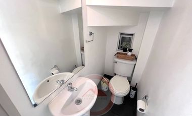 Casa venta 4 dormitorios, en condominio, Santa Marta de Huechuraba