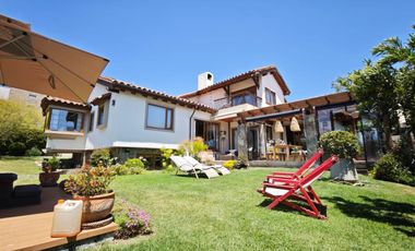 LOMAS EN EXCLUSIVIDAD 5D-6B- 2 SALAS ESTAR- PATIO-