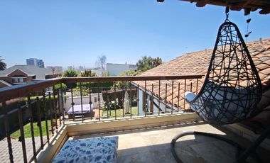 LOMAS EN EXCLUSIVIDAD 5D-6B- 2 SALAS ESTAR- PATIO-