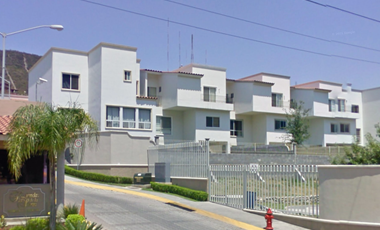 Casa en venta en Haciendas de La Sierra, San Pedro Garza García, Nuevo León CLJ.