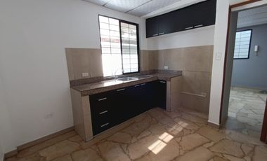 Alquiler departamento  en ciudadela Orellana norte de la ciudad.