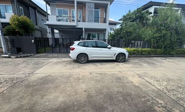 Prime Location on Kanchanaphisek Ring Road — Only 5 Minutes to Fashion Island! For Sale: Detached House at Sena Park Grand Ramindra (60 sq.wah