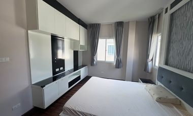 Prime Location on Kanchanaphisek Ring Road — Only 5 Minutes to Fashion Island! For Sale: Detached House at Sena Park Grand Ramindra (60 sq.wah
