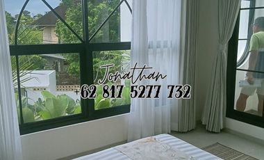 Brand New Luxury Santorini Villa 3 Kamar Tidur di Kayu Tulang Selatan Canggu - VSKHE