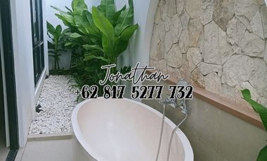 Brand New Luxury Santorini Villa 3 Kamar Tidur di Kayu Tulang Selatan Canggu - VSKHE