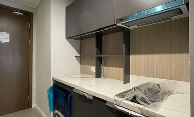 Yukata Suites 3BR Furnish Alam Sutera Tangerang Private Lift Murah