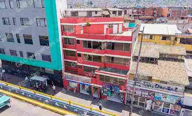 EDIFICIO COMERCIAL O MULTIFAMILIAR EN VENTA, SUR DE QUITO, AV. ALONSO DE ANGULO A 1 MINUTO DEL REDONDEL DE LA VILLAFLORA FRENTE AL BANCO INTERNACIONAL