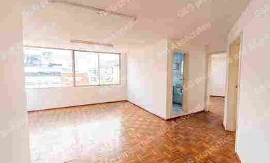 EDIFICIO COMERCIAL O MULTIFAMILIAR EN VENTA, SUR DE QUITO, AV. ALONSO DE ANGULO A 1 MINUTO DEL REDONDEL DE LA VILLAFLORA FRENTE AL BANCO INTERNACIONAL