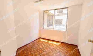 EDIFICIO COMERCIAL O MULTIFAMILIAR EN VENTA, SUR DE QUITO, AV. ALONSO DE ANGULO A 1 MINUTO DEL REDONDEL DE LA VILLAFLORA FRENTE AL BANCO INTERNACIONAL